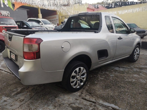 Imagem 8 de 13 de Chevrolet Montana 2017 1.4 Ls Econoflex 2p