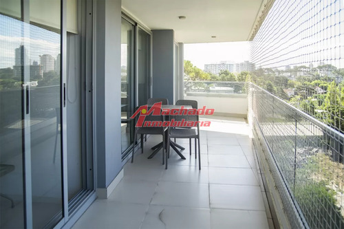 Apartamento En Venta En Torre Esmeralda De 3 Dormitorios , En Punta Del Este