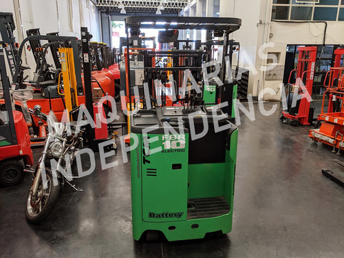 Apilador Reach Tcm 950 Kg 3 Mts C/desplazador Lateral