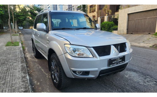 Mitsubishi Pajero TR4 2.0 4X4 16V 140CV FLEX 4P AUTOMÁTICO