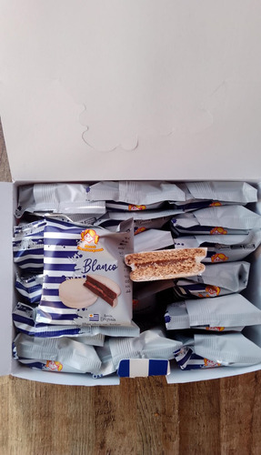 Alfajor Branco Recheio Doce De Leite Receita Uruguai Cx 18un