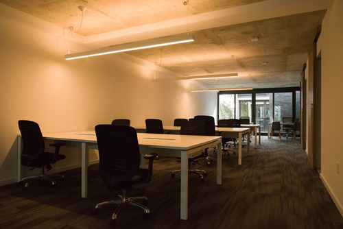 Venta Amplia Oficina Luis Alberto De Herrera Pocitos Nuevo Hub