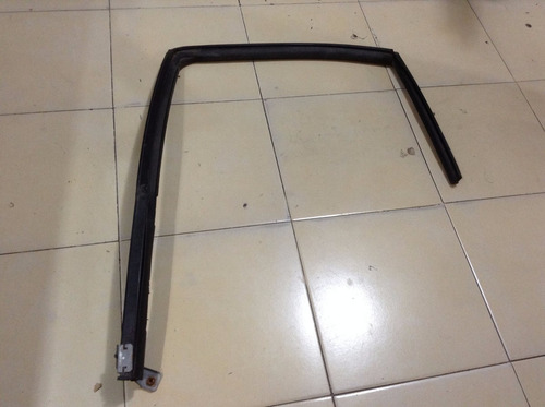 Hule Marco Guia De Cristal Puerta Trasera Izquierda Sentra