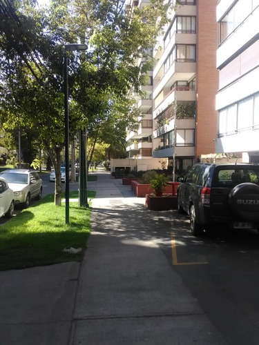 Departamento Cercanía Parque Bicentenario, Vitacura 