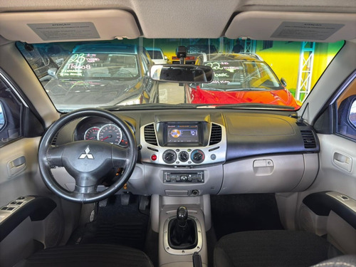 Mitsubishi L200 Triton 2.4 HLS 4X2 CD 16V FLEX 4P MANUAL