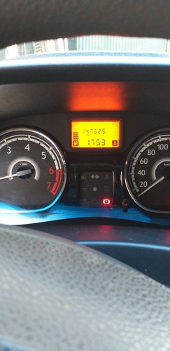 Renault Sandero 1.6 Confort 105cv 2011