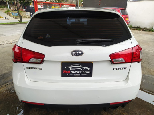 Kia Cerato Forte 2011 1.6 Hb Mecanico 1.6 2ab Abs