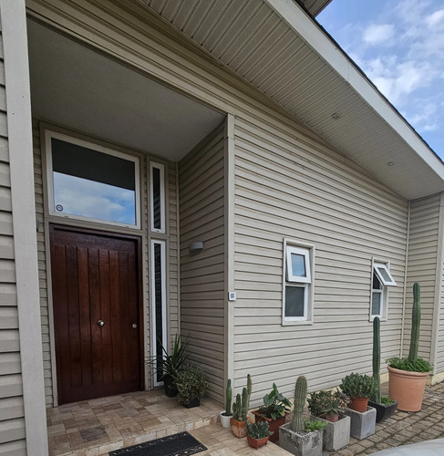 Excelente Parcela Con Casa Ubicada En Condominio Pajaritos.