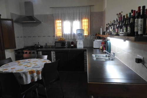 Imagen 8 de 17 de Permuta - Casa De 3 Ambientes En Venta - Villa Tesei