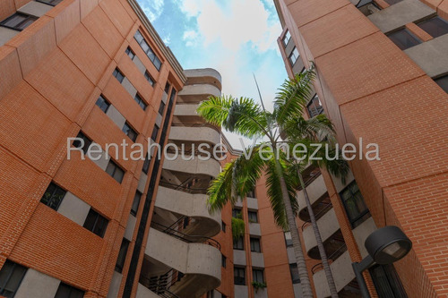 Apartamento Penthouse En Venta En Lomas De Las Mercedes Cr- 25-11129