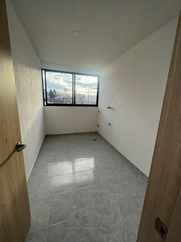 Casa Seminueva Con Excelente Ubicación Arf