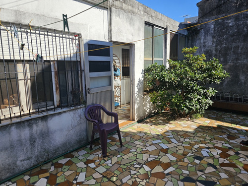 Venta Casa Multifamiliar 5 Ambientes Con Local Comercial En Martínez