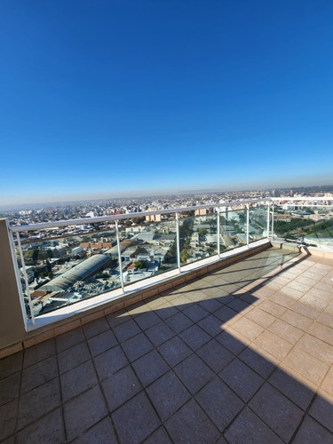 Imagen 1 de 21 de Penthouse Dos Dormitorios En Alquiler - Barrio General Paz- Complejo Miracielos