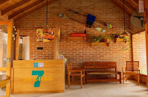 Venta De Hostel La Gran 7 + Departamento - Villa Gesell