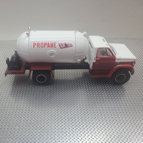 Greenlight 1-64 1985 Camion Chevrolet C-65 Pipa De Gas Blanco