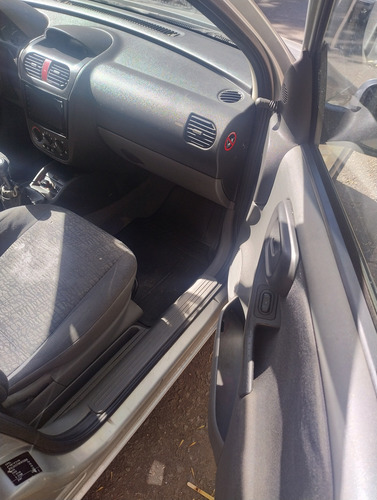 Opel Corsa 1.0 Club Full