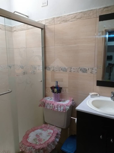 Imagen 4 de 9 de Global Vende Casa - Quinta En C.r. Las Acacias, Llano Verde, Bella Florida, Los Caobos - Valencia (glc-787)