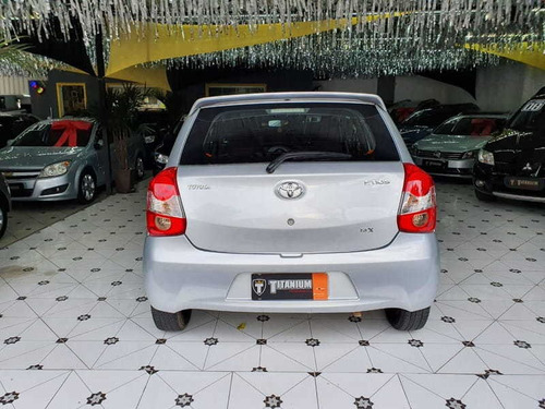 Toyota Etios X 1.3 Flex 16v 5p.mec