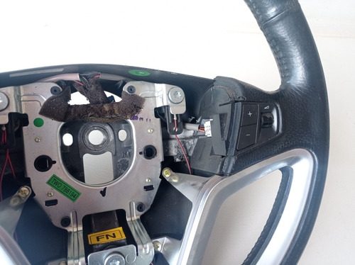 Imagem 4 de 7 de Volante Original Com Comando Chevrolet Captiva 2008 A 2014