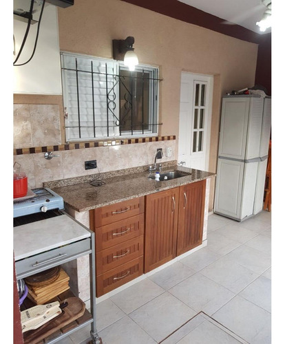 Venta Casa + Depto. Merlo Apto Credito. Calle Mitre Al 2000