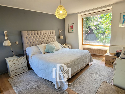 Casa En Venta De 5 Dorm. En Lo Barnechea