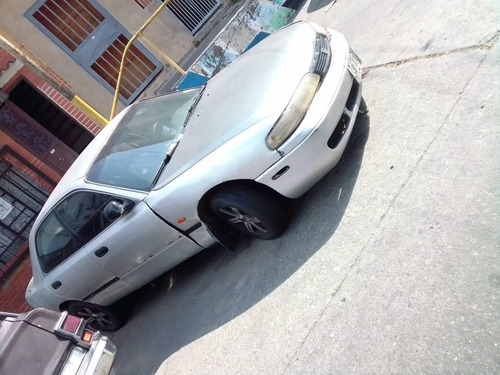 Imagen 4 de 7 de Mazda Sedan 626 Con Falla. Se Escuchan Ofertas