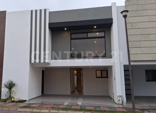Se Vende Casa En Fraccionamiento Arboreto