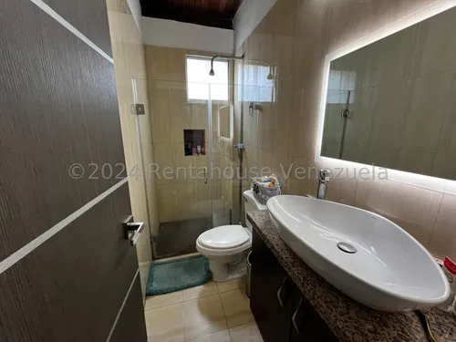 24-27406 Rahl Casa En Venta