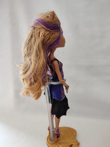 Clawdeen Wolf Muñeca Monster High 13 Deseos (Usado)