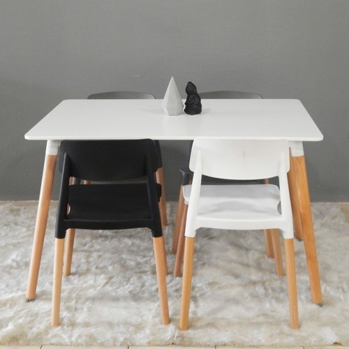 Imagen 3 de 6 de Sillas Milan X4 Madera Nórdicas Full Baires4