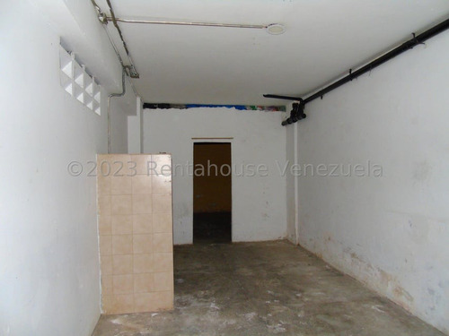 Local Comercial ( Pb / A Pie De Calle / 2 Niveles) Alquiler Parroquia La Candelaria Mls - 23-18098