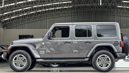 Jeep Wrangler 3.7 Unlimited Sahara 3.6 4x4 At