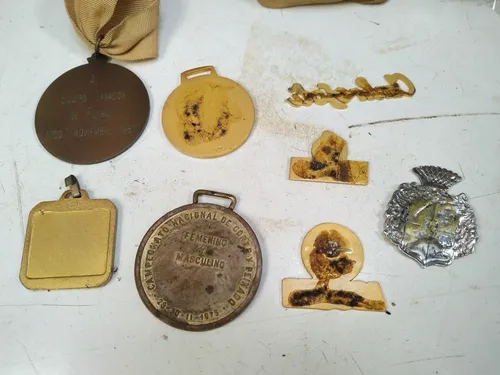 Medalla Antigua Digeder Y Otros (Usado)