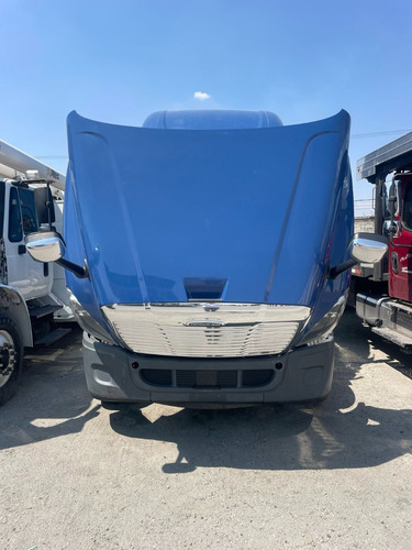 Freightliner Cascadia Evolution 2017 13 Velocidades Manual.