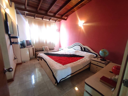 Imagen 17 de 19 de Townhouse En Venta, C.r. Puerto Rio, Nueva Barcelona