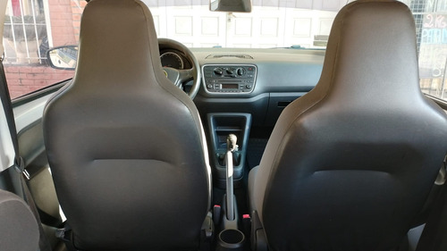 Volkswagen Up! 1.0 Take