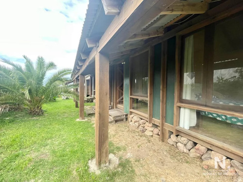 Venta Cabaña Frente Al Mar - 4 Dormitorios 4 Baños