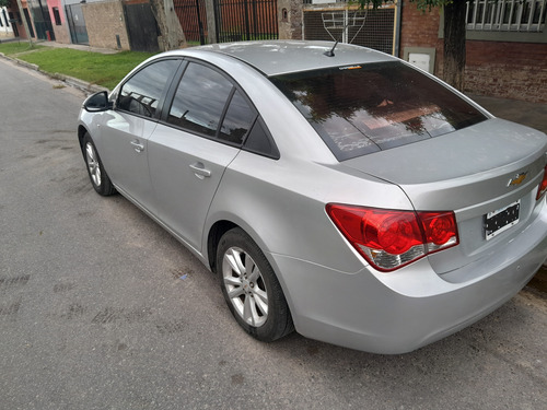 Chevrolet Cruze 1.8 Lt Mt 4 p