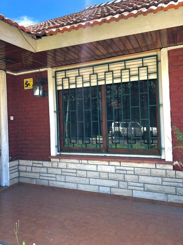Alquiler Chalet 3 Dormitorios Banfield Con Cochera