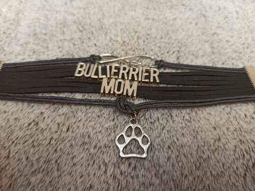 Pulcera Mom Bull Terrier Ingles