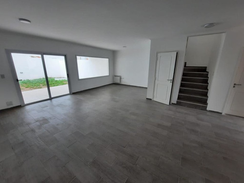 Imagen 28 de 29 de Greenville 2, Duplex En Venta De 3 Dormitorios, Cochera Para 2 Autos