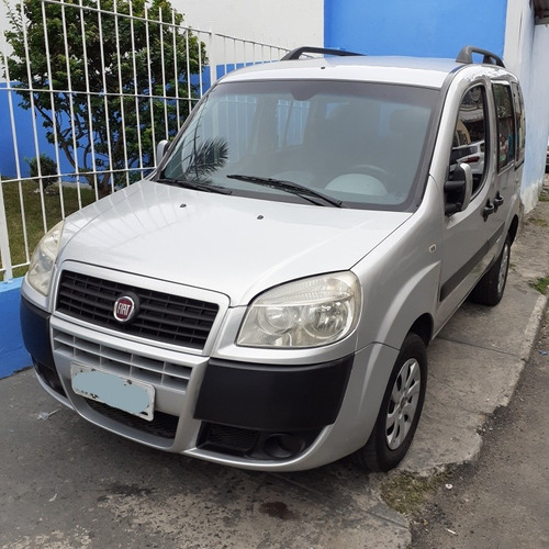 Fiat Doblo 1.8 16v Essence Flex 5p 2012