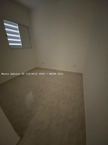 Imagem 4 de 15 de Casa Sobreposta Para Venda Em São Paulo, Itaquera, 2 Dormitórios, 1 Banheiro, 1 Vaga - 652315271_2-1140094