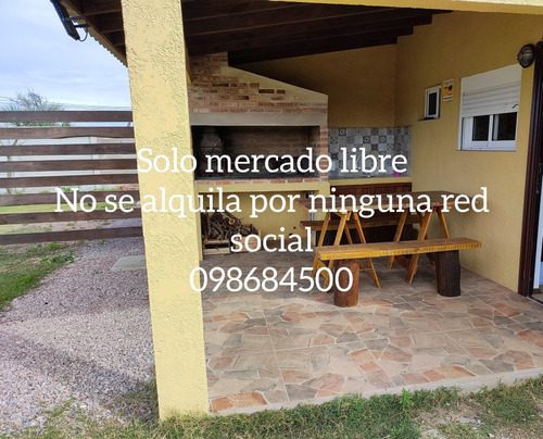 Casa De Alquiler Temporal En Barra De Chuy Con Vista Al Mar