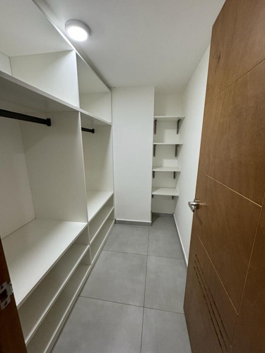 Apartamento Amueblado Nuevo En El Vergel