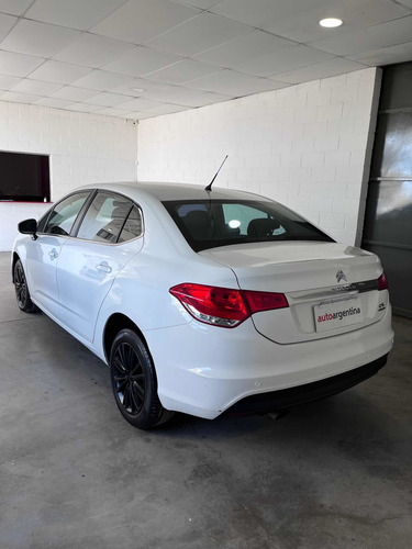 Imagen 9 de 23 de Citroën C4 Lounge 2015 2.0 Origine Am16 Autoargentina