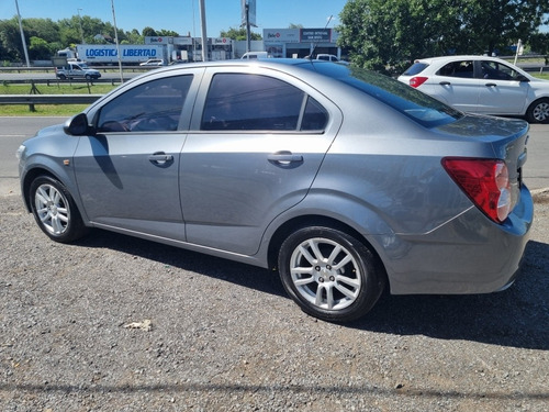 Imagen 3 de 16 de Chevrolet Sonic 2013 1.6 Lt