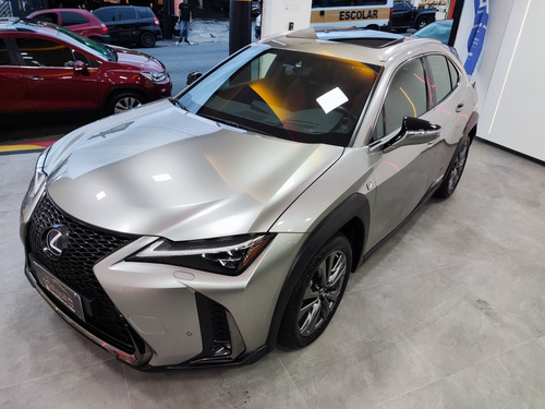 Lexus UX 2.0 F-sport Aut. 5p Hibrido