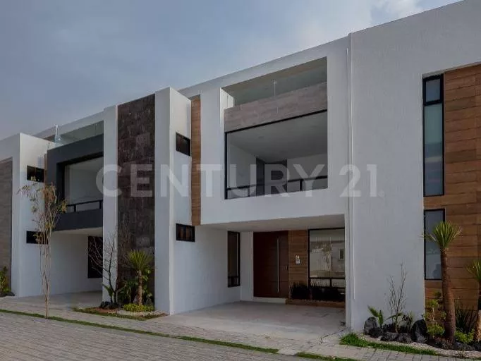 Casa En Venta En Parque México, Lomas De Angelópolis, Puebla.