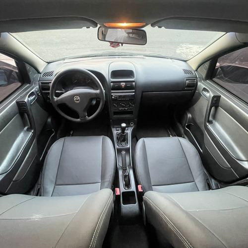 Chevrolet Astra 2.0 MPFI ADVANTAGE 8V FLEX 4P MANUAL